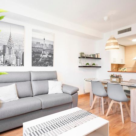 Enjoygranada Emir 3B Y Parking Apartment Bagian luar foto